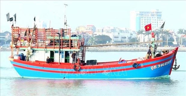 Border guards in Quang Binh join in IUU fishing combat hinh anh 1