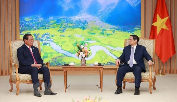 Government leader hosts Cambodian Deputy PM hinh anh 1