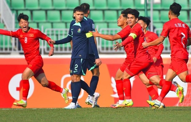 Football: AFC praises Vietnam’s triumph over Qatar in U20 Asian Cup hinh anh 2