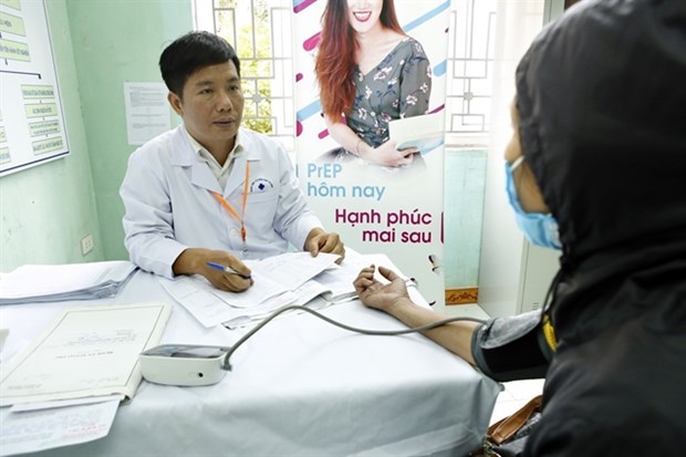 Hanoi strives to end HIV/AIDS by 2030 hinh anh 1