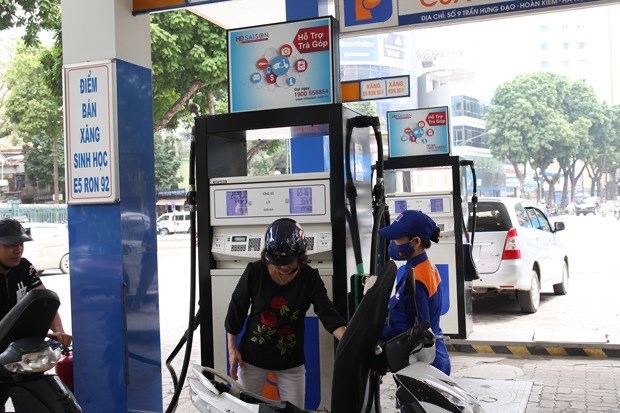 Petrol prices revised up in latest adjustment hinh anh 1