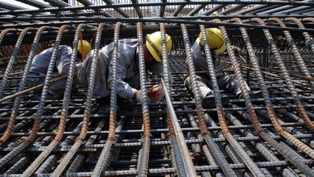 High cost of materials puts pressure on Vietnam’s construction industry hinh anh 1