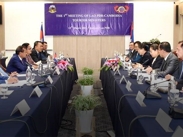 Laos, Cambodia strengthen collaboration in tourism hinh anh 1