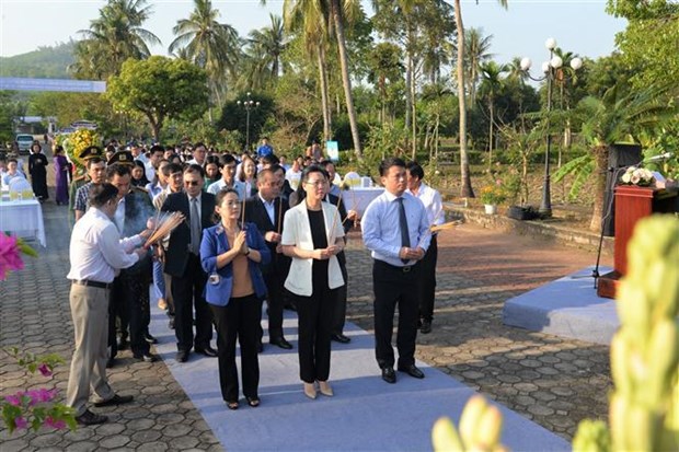 Quang Ngai province commemorates victims of Son My massacre hinh anh 1