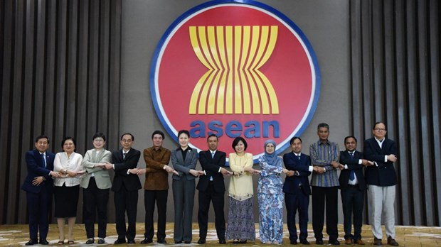ASEAN, China vow to advance comprehensive strategic partnership hinh anh 1