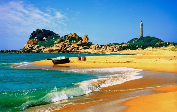 Breakthroughs expected for Binh Thuan tourism with Visit Vietnam Year 2023 hinh anh 1