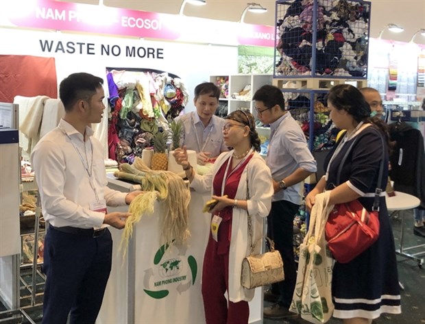 International innovative fabric exhibition opens in HCM City hinh anh 1