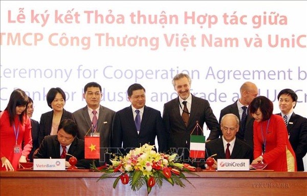 Ambassador highlights progresses of Vietnam-Italy relations over 50 years hinh anh 2