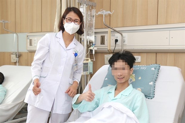 Viet Duc Hospital performs 100th multi-organ transplant from brain-dead donor hinh anh 1