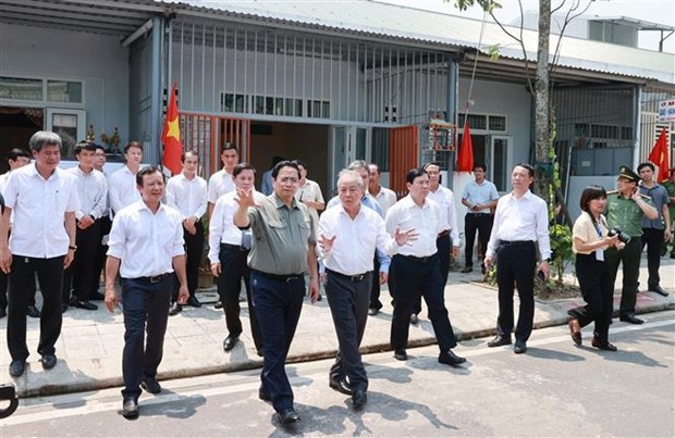 PM inspects major projects in Thua Thien-Hue hinh anh 1