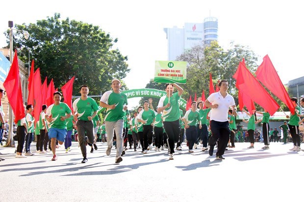 Olympic Run Day takes place in localities nationwide hinh anh 2