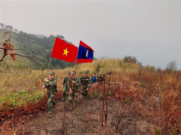 Vietnam - Lao joint border patrol held hinh anh 1