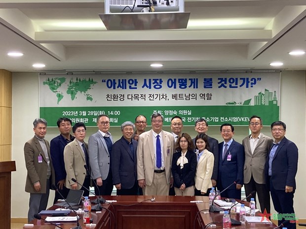 Vietnam, RoK boost cooperation in developing green industries hinh anh 1