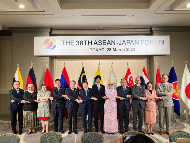 ASEAN, Japan reaffirm commitment to take partnership to new heights hinh anh 1