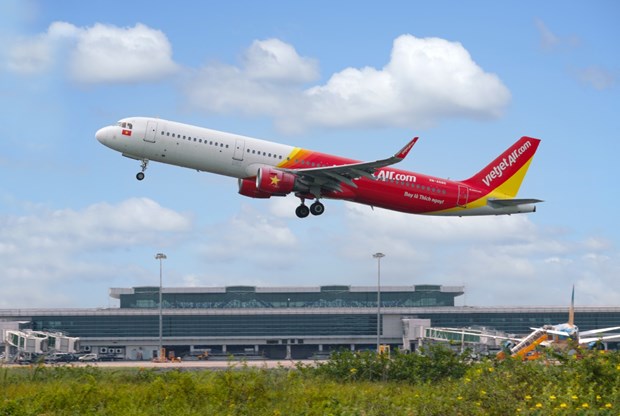 Vietjet opens route connecting Can Tho and Quang Ninh hinh anh 1