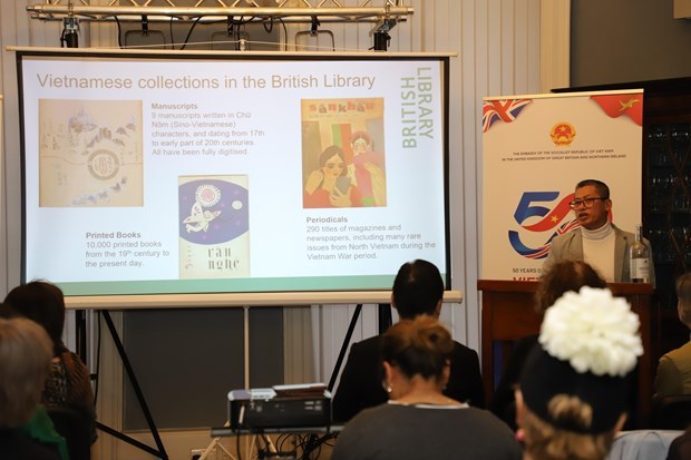 British national museum, library introduce items on Vietnam hinh anh 2