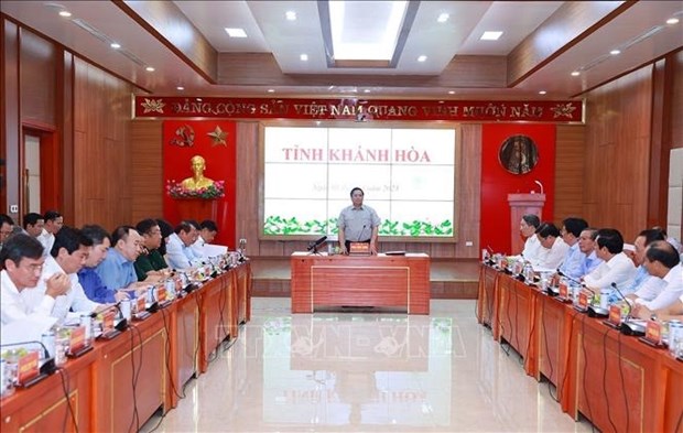 Khanh Hoa province should become a growth pole: PM hinh anh 3