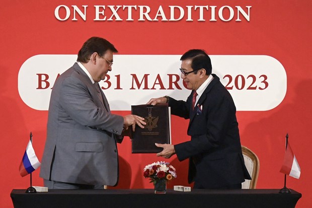 Indonesia, Russia sign extradition agreement hinh anh 1