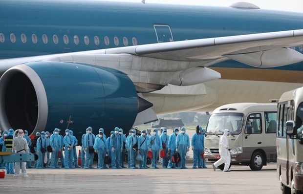 Up to 54 defendants prosecuted in repatriation flight bribery scandal hinh anh 1