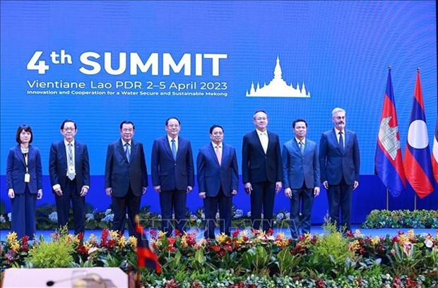Fourth MRC Summit issues Vientiane Declaration hinh anh 1