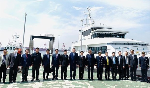 Public Security Minister visits Japan Coast Guard hinh anh 1