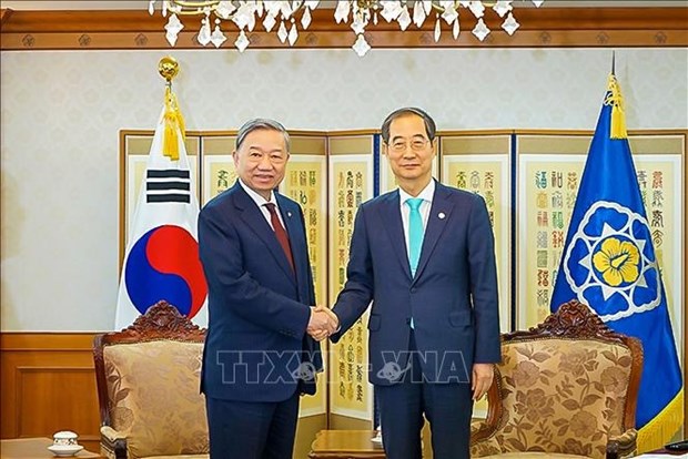 Public Security Minister pays courtesy visit to RoK Prime Minister hinh anh 1