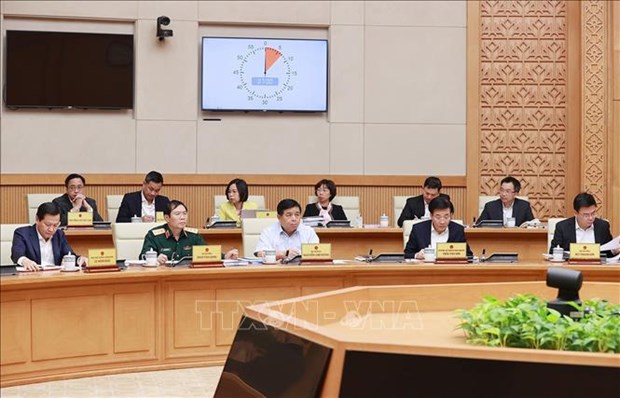 PM demands thorough consideration of public feedback on draft revised Land Law hinh anh 2