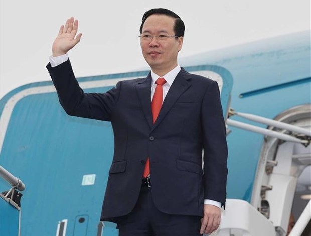 President Vo Van Thuong leaves for official visit to Laos hinh anh 1