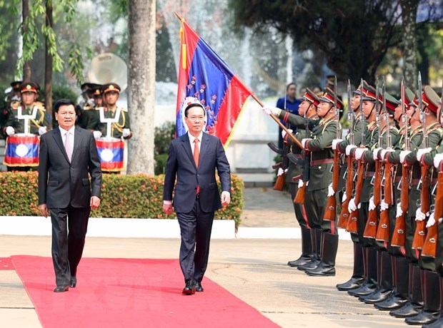 Lao media highlights outcomes of President’s official visit hinh anh 1