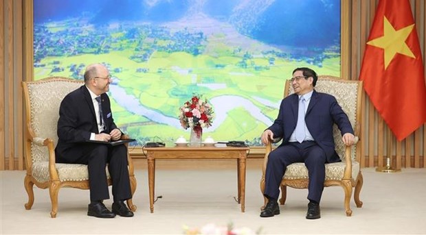 Prime Minister receives newly-appointed Swiss Ambassador hinh anh 1