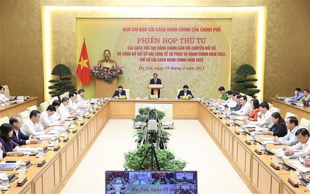 PM chairs meeting of Government’s Administrative Reform Steering Committee hinh anh 2