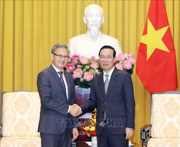 State President receives Lao Party official hinh anh 1