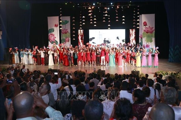 Music show wraps up NA Chairman’s Cuba visit hinh anh 2