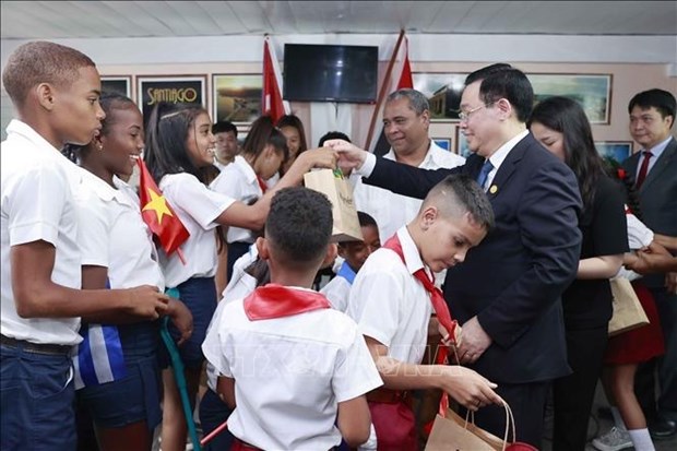 Top legislators of Vietnam, Cuba engage in joint activities in Santiago de Cuba hinh anh 4