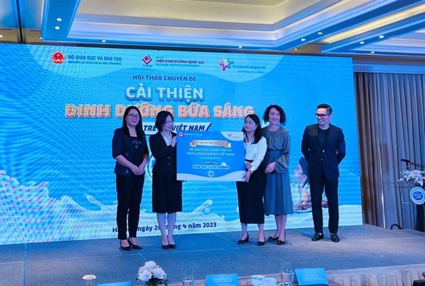 FrieslandCampina continues partnering with Vietnamese primary students hinh anh 1