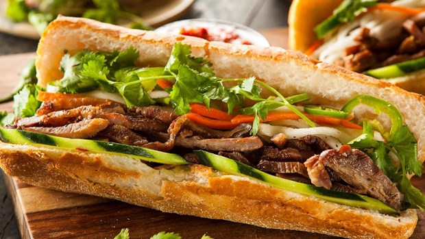 CNN names Vietnamese Banh mi among world’s best sandwiches hinh anh 1