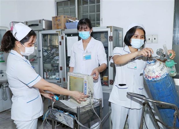 Vietnam confirms over 3,000 new COVID-19 cases on April 28 hinh anh 1
