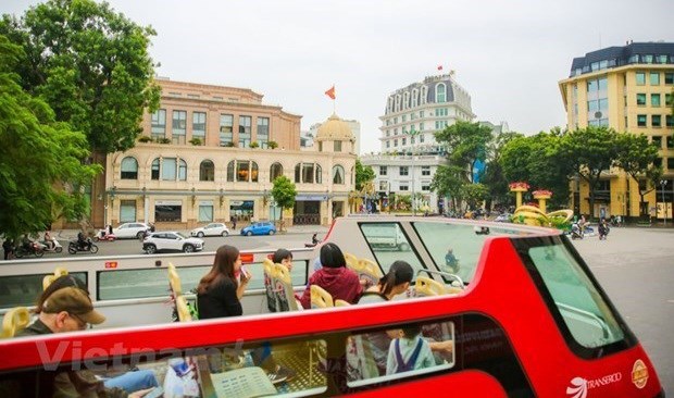 Vietnam greets 3.7 million foreign tourists in four months hinh anh 1