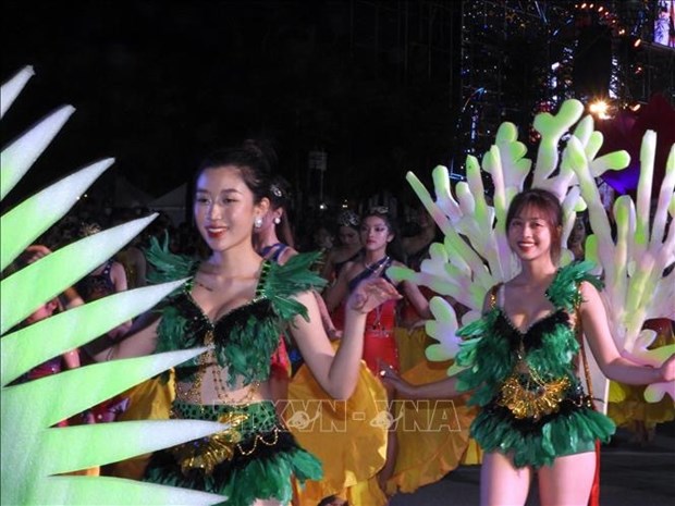 Ha Long Carnival 2023 festival opens hinh anh 2