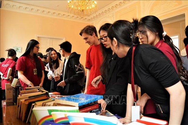 Vietnam Book, Reading Culture Day responded in Russia hinh anh 1