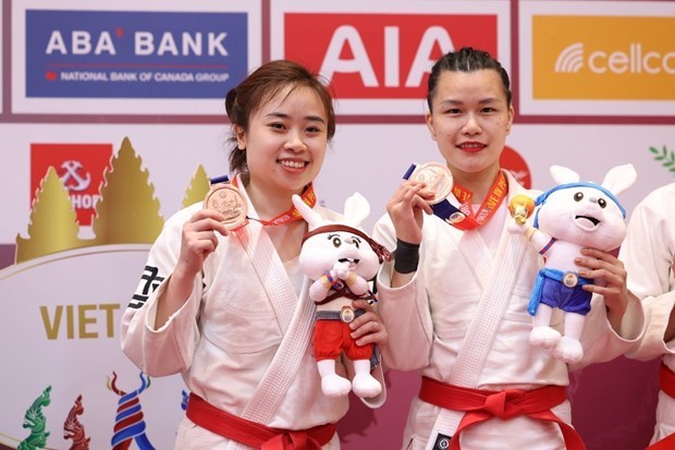 SEA Games 32: Vietnam Jiu-jitsu fighters seize three bronze medals hinh anh 1