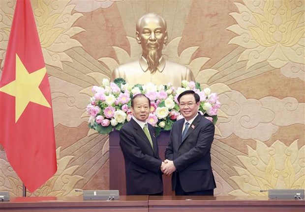 Top legislator receives Chairman of Japan - Vietnam Parliamentary Friendship Alliance hinh anh 1