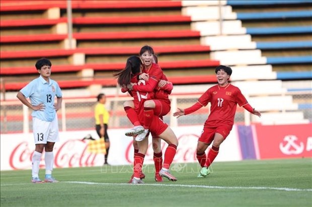 Vietnam beat Myanmar in SEA Games women’s football hinh anh 1
