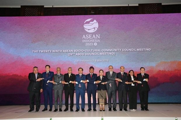 ASEAN focuses on people-centred socio-cultural initiatives hinh anh 1
