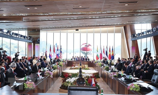 ASEAN Leaders’ Declaration on developing EV ecosystem adopted hinh anh 1