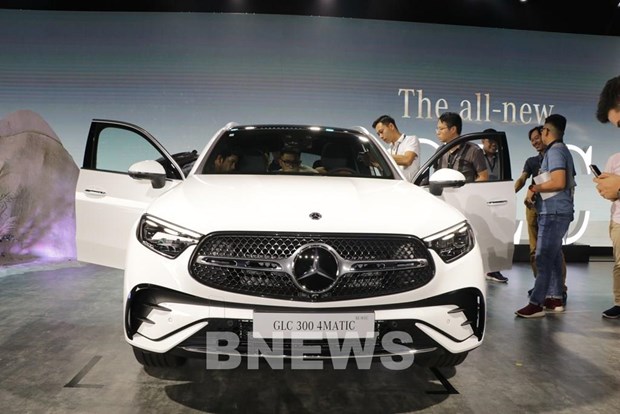 Mercedes-Benz Vietnam to introduce all-electric cars in Vietnam hinh anh 1