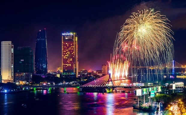 Ticket sale begins for Danang International Fireworks Festival 2023 hinh anh 1