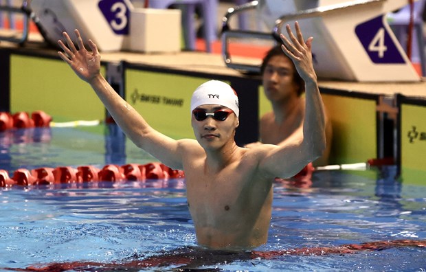 Vietnamese swimmer breaks SEA Games record in men’s 200m breaststroke hinh anh 1