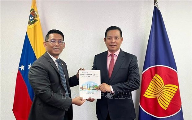 ASEAN bolsters relations with Latin American countries hinh anh 1
