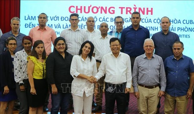 Hai Phong shares investment attraction experience with Cuba hinh anh 1